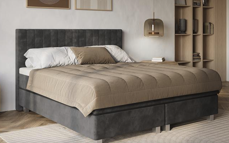 Action Boxspring Velvet in een slaapkamer Antraciet Luxe prachtig