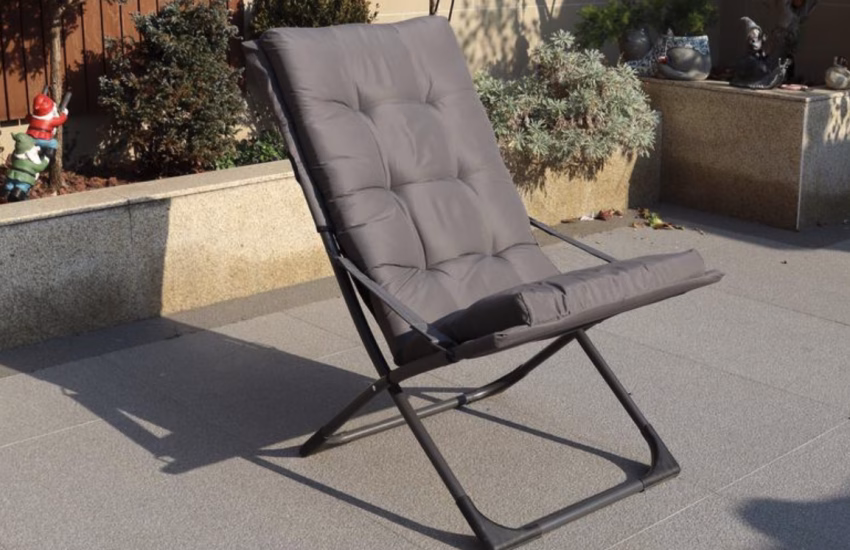 Loungestoel met kussen - grijs | Action | Review | De Beste Kopen