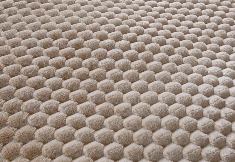 Teddy Hexagon dekbedovertrek taupe 200x220 Action review De Beste Kopen