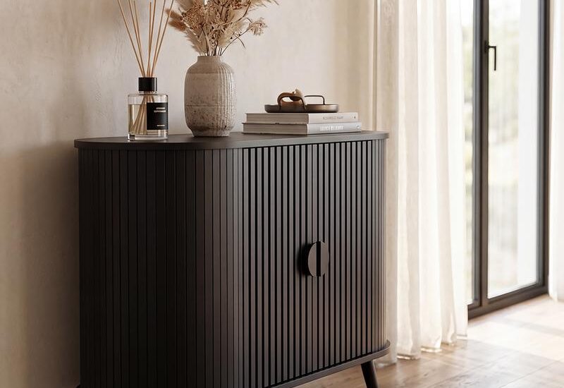 Ovaal dressoir met latjes - zwart Action review De Beste Kopen